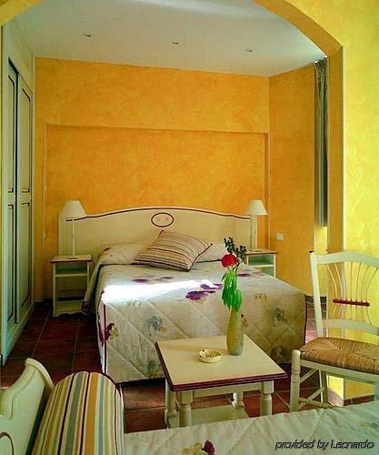 Hotel Bonaparte Toulon Phòng bức ảnh